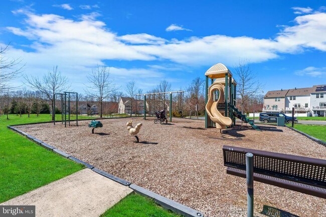 Building Photo - 16729 Shackleford Way