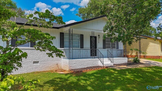 Building Photo - 629 Dawson Terrace NW