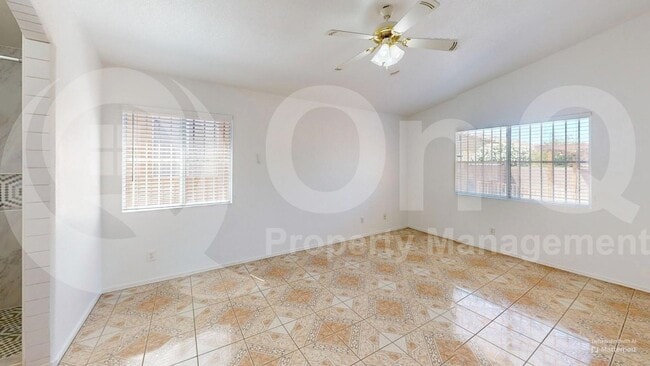 Building Photo - 2152 W Burlwood Way