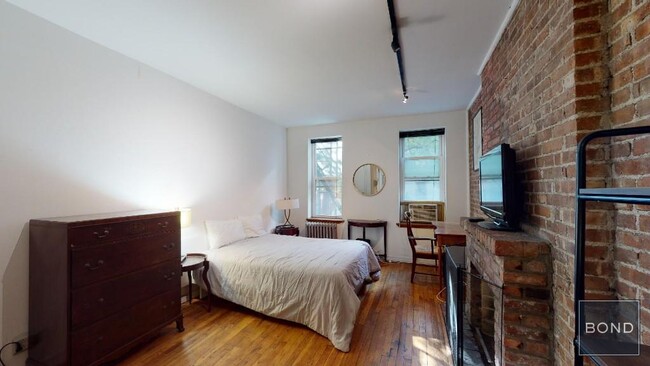 Floorplan - 309 West 21st Street