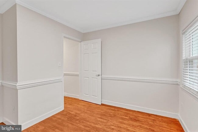 Building Photo - 1437 Duke St