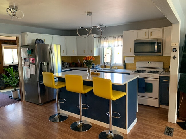 Kitchen 1 - 806 Berkshire Rd