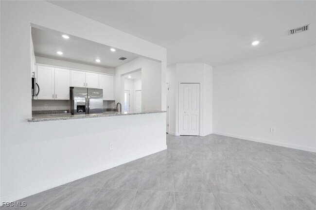 Building Photo - 14223 Pine Lodge Ln