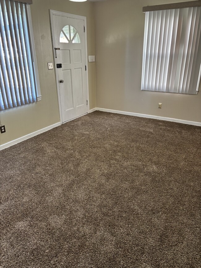 Building Photo - 1553 Bancroft Ave