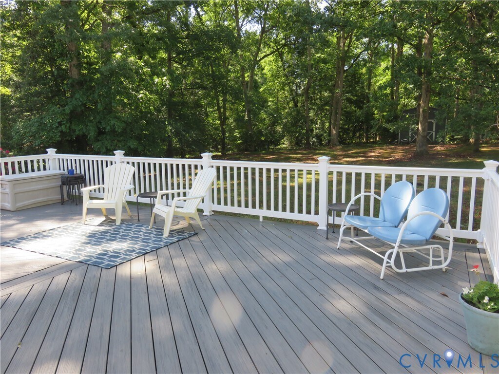 Building Photo - 5801 Wensleydale Dr