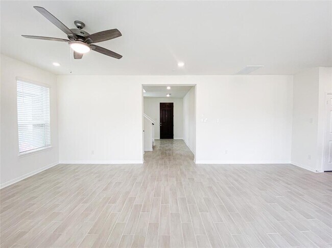 Building Photo - 6634 Elks Trace