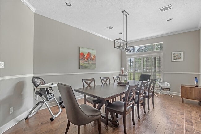 Building Photo - 29006 Reserve Bend Dr