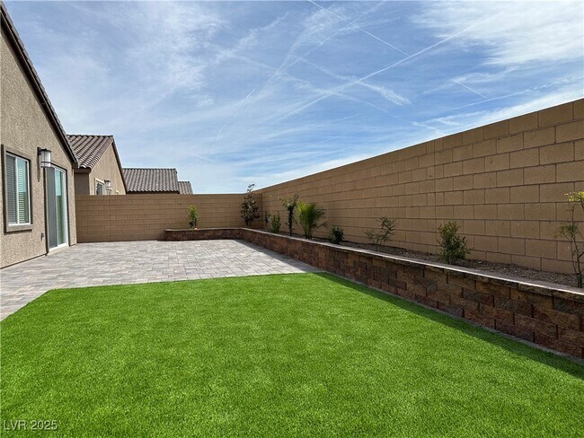 Building Photo - 3495 Lamberto Clf Wy
