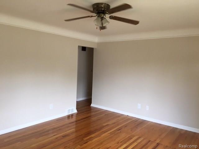 Building Photo - 24704 Willowby Ave