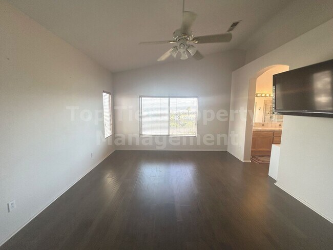 Building Photo - Beautiful 4 bed, 3 bath, 2,726 sqft House in Peaceful San Marcos Neighborhood - Available 11/15