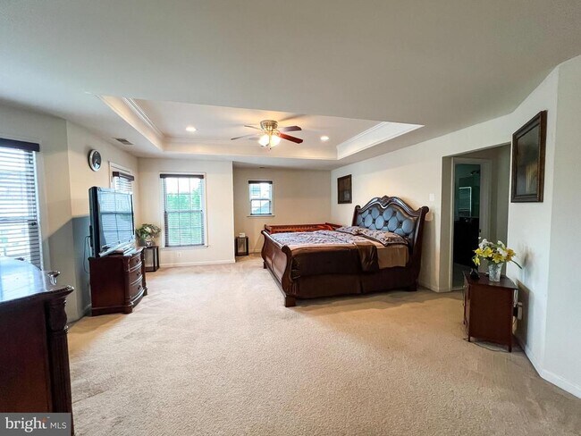 Building Photo - 25008 Owl Creek Dr