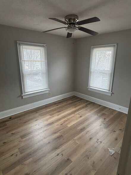 Building Photo - 1437 16th St NW