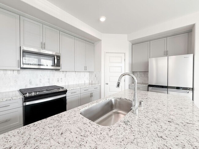 Building Photo - ~ AVAILABLE NOW ~ New Construction Home for Rent in the NEW Heirloom Farms Community in Temecula!