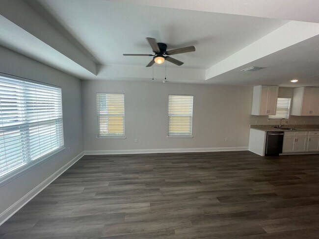 Building Photo - 6542 NW 109th Pl