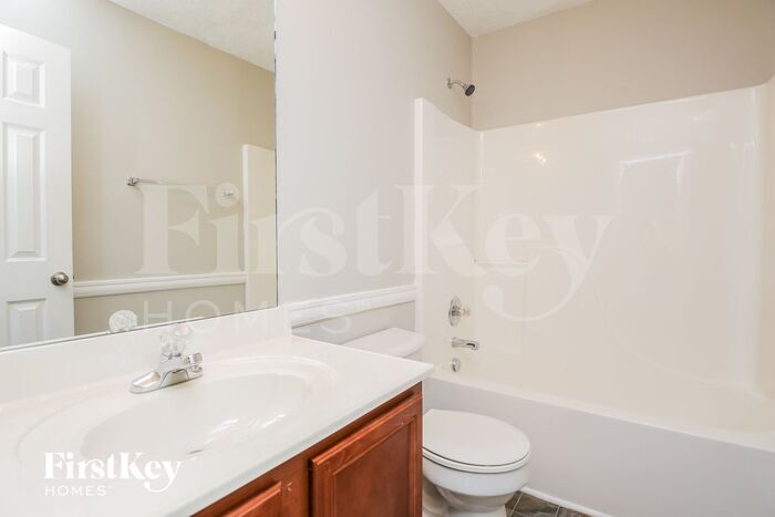 Building Photo - 96 Maple Leaf Ct