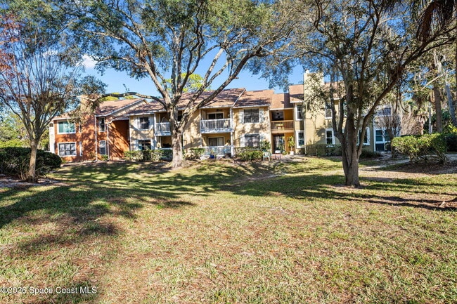 Building Photo - 225 S Tropical Trail