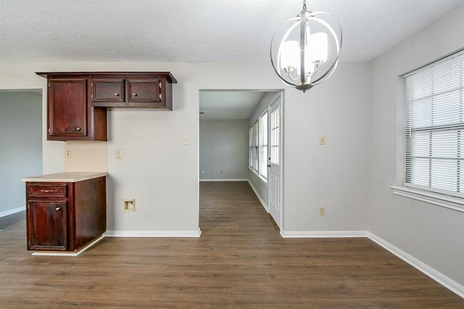 Building Photo - 3423 Berry Grove Dr