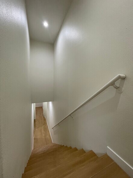 Building Photo - 15114 Sherman Way