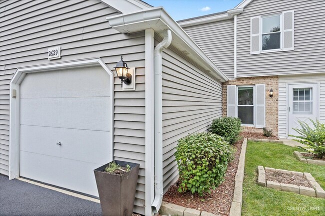 Building Photo - 2629 Oakshire Ct