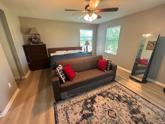 Building Photo - Beautifully Remodeled 3-Bedroom Home in Va...