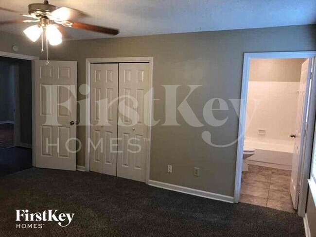 Building Photo - 6974 Autumn Crest Cove