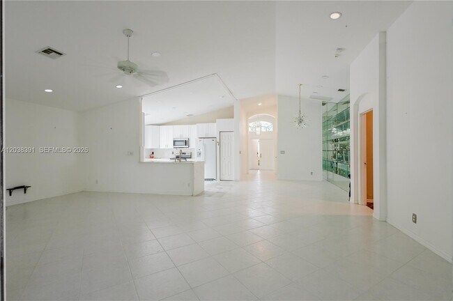 Building Photo - 7577 Caprio Dr