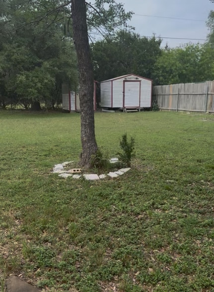 Building Photo - 236 Rosemont