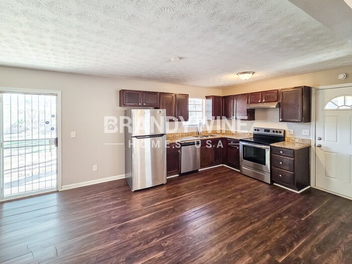 Building Photo - 2164 Camp Ground Rd SW