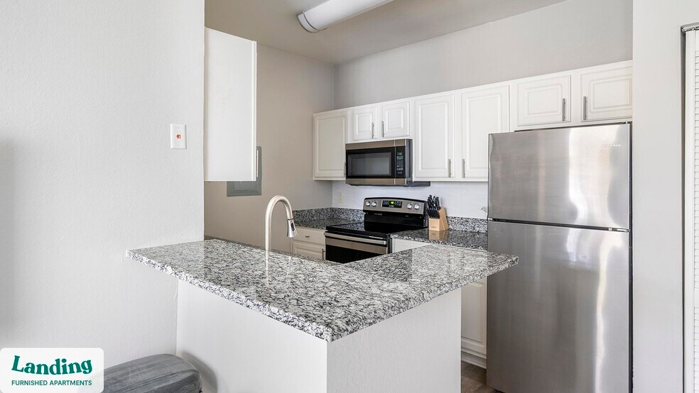 Building Photo - 261 Veterans Pkwy