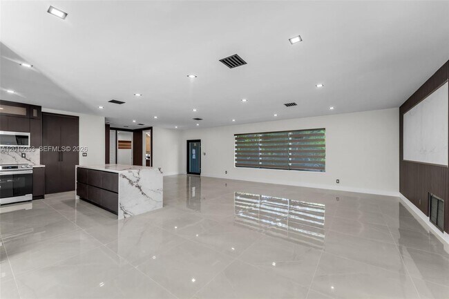 Building Photo - 7920 SW 132nd St