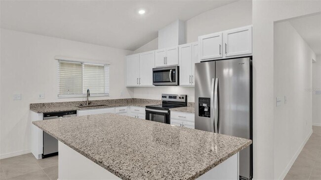 Building Photo - 112 Sunfish Dr