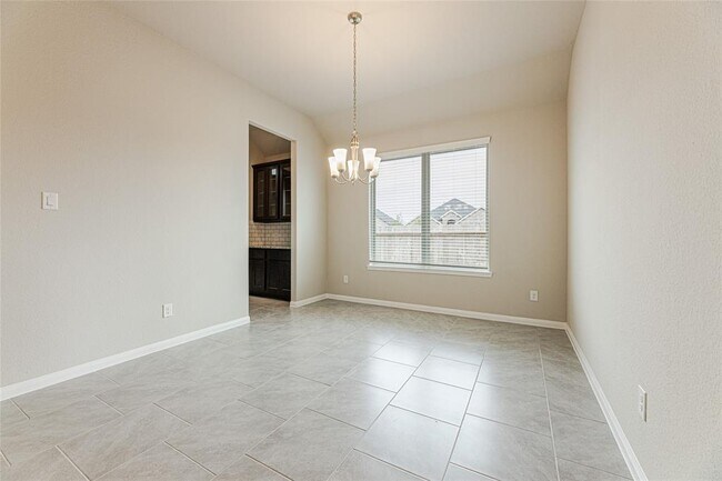 Building Photo - 503 Spring Flower Ct