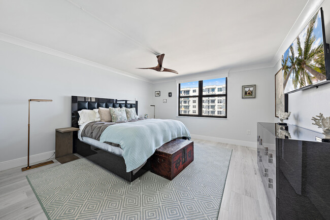 Building Photo - 3456 S Ocean Blvd