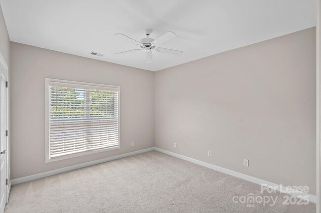 Building Photo - 9724 Longstone Ln