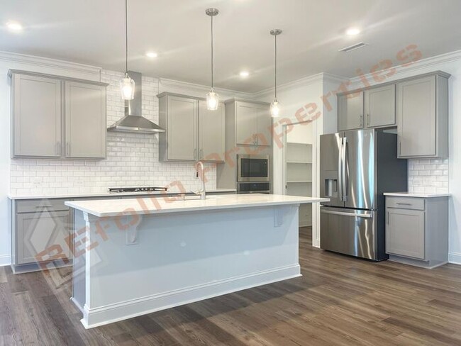 Building Photo - Beautiful Brand New 4 Bedroom, 3 Bathroom ...