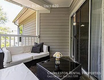 Building Photo - 1300 Park W Blvd