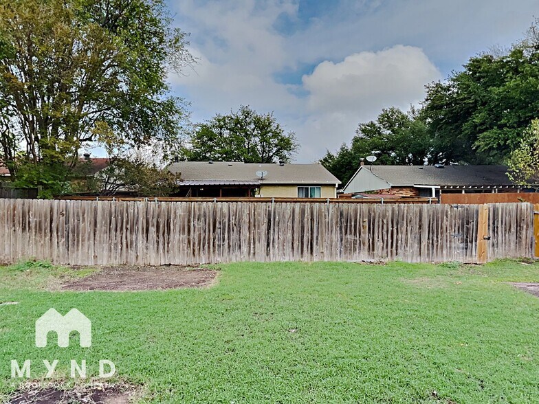 Building Photo - 551 Oldbridge Dr