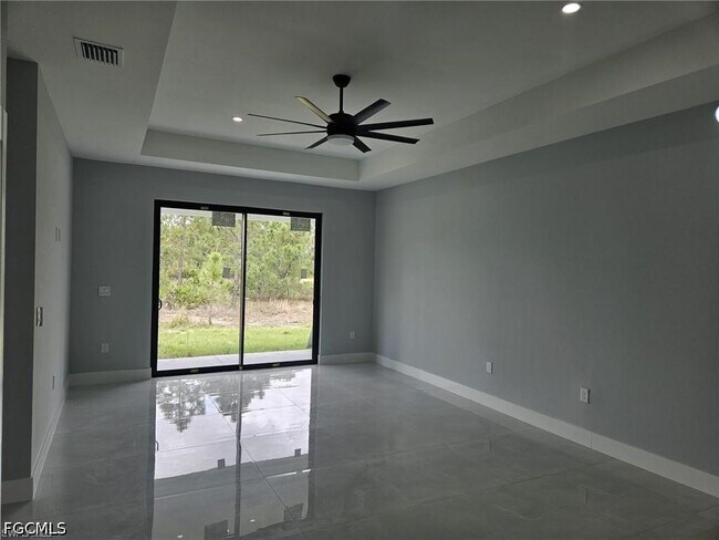 Building Photo - 388 Bell Blvd