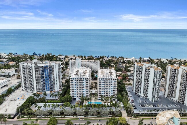 Building Photo - 2821 N Ocean Blvd