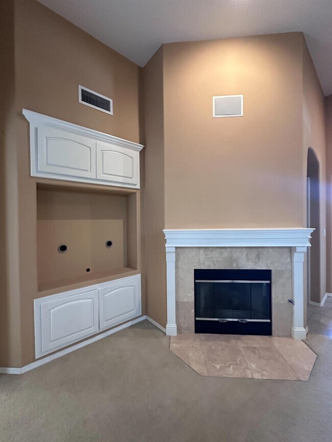 Building Photo - 92 W Barcelona Ln