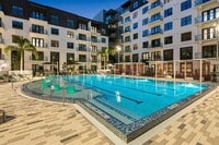 Building Photo - 425 Centerpointe Cir