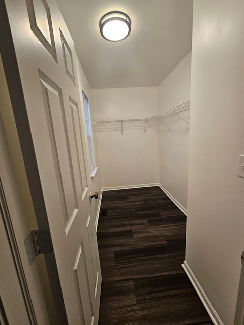 Building Photo - 2805 Vernal Ln