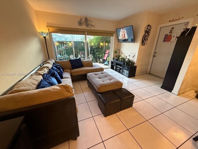 Building Photo - 4210 NW 79th Ave