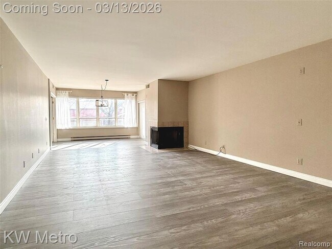 Building Photo - 875 GreenView Ct