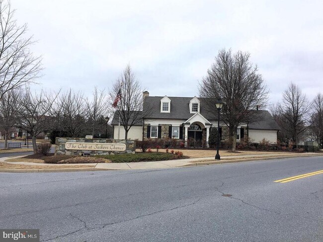Building Photo - 123 Heathfield Dr