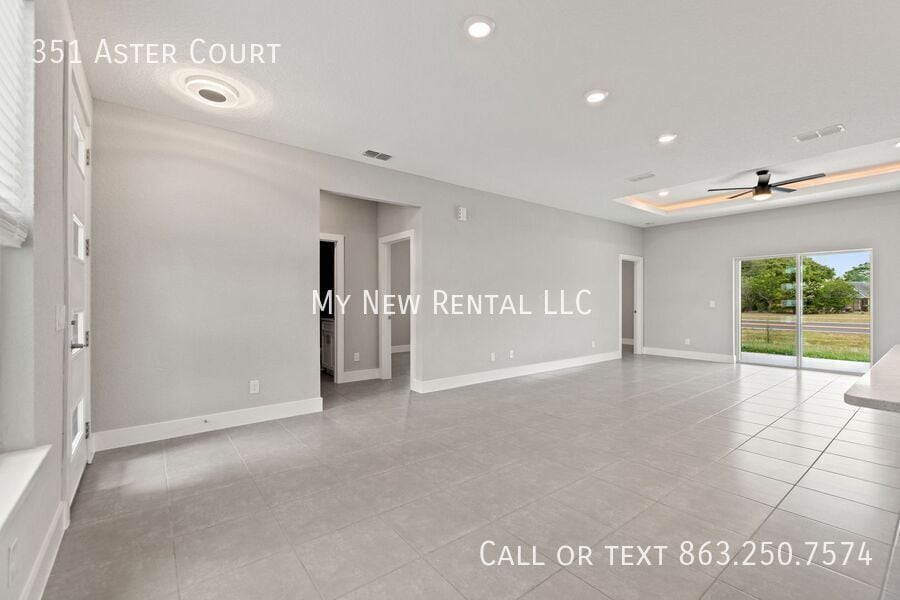 Building Photo - 351 Aster Ct