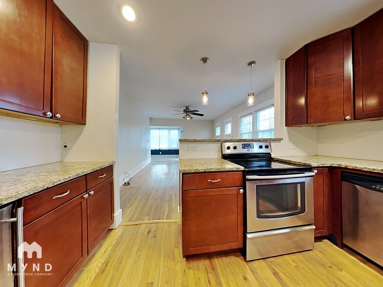 Building Photo - 4465 Meade St