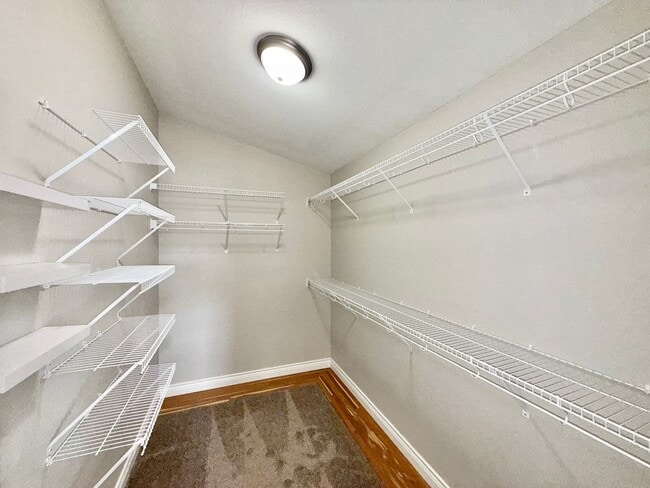 Building Photo - WELCOME HOME!