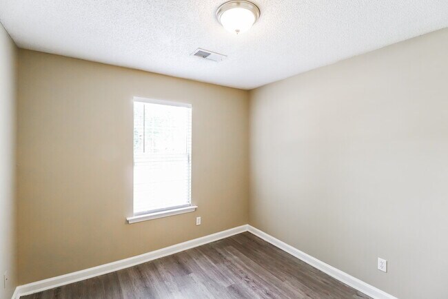 Building Photo - 2753 Virginia Woods Pl