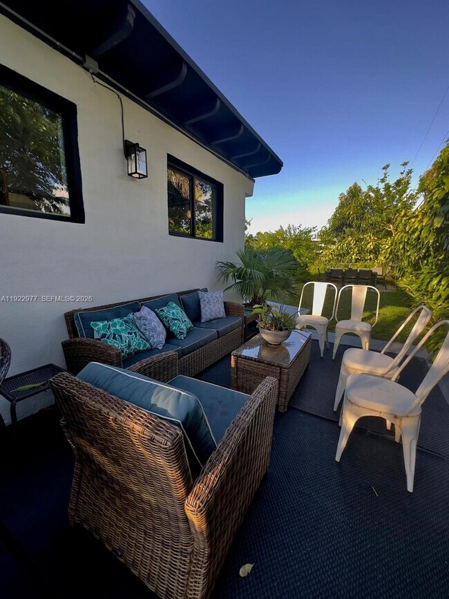 Building Photo - 270 NW 109th St